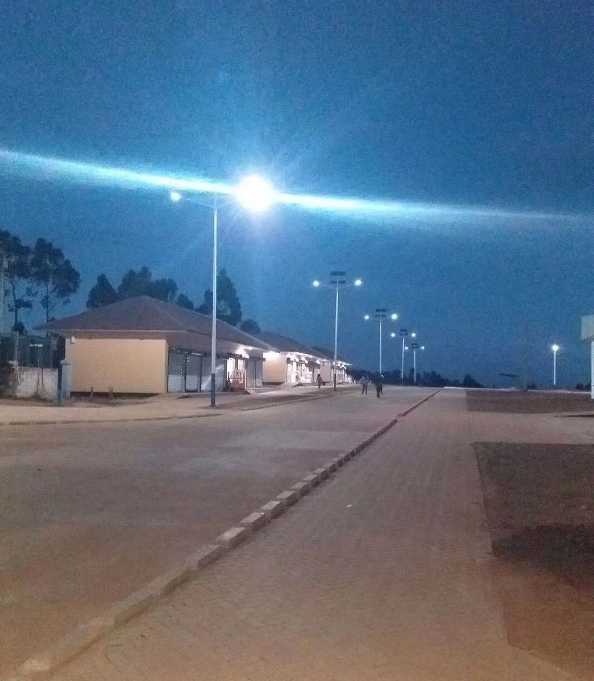 楚雄市非洲科特迪瓦太阳能路灯工程